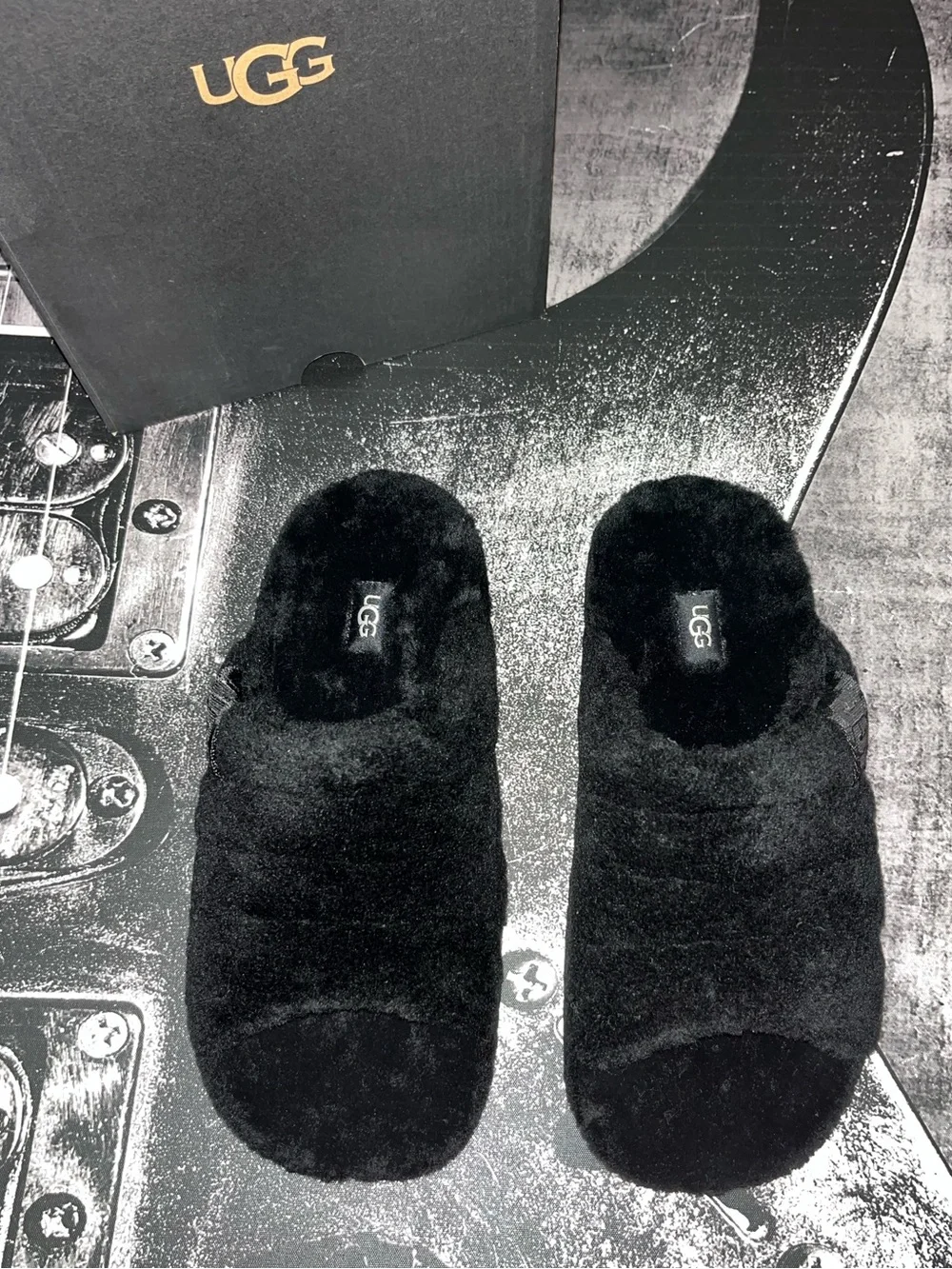 NIB UGG Fluff You Sandal